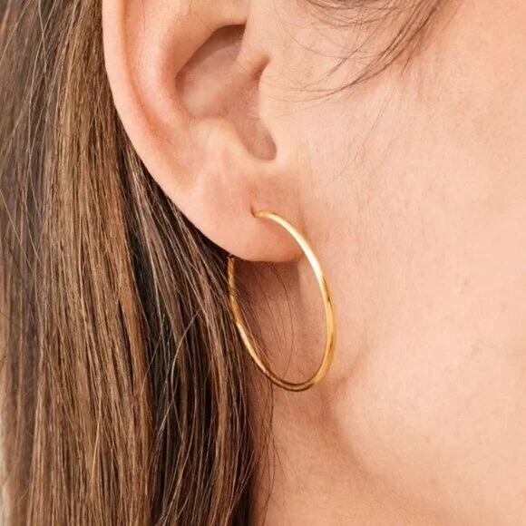 Minimalist Gold Hoop Earrings Waterproof 30mm Lightweight Hoops  Everyday - Picture 2 of 8